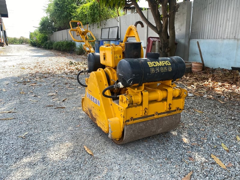 รถบดเดินตาม BOMAG BW65S รถเก่านอกนำเข้า ติดต่อ Line jiraroj2909