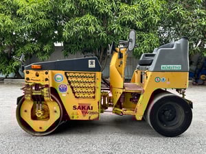 รถบด SAKAI TW350-1 ขนาด 2.5ตัน รถเก่านอกนำเข้า  ติดต่อ   Line  jiraroj2909