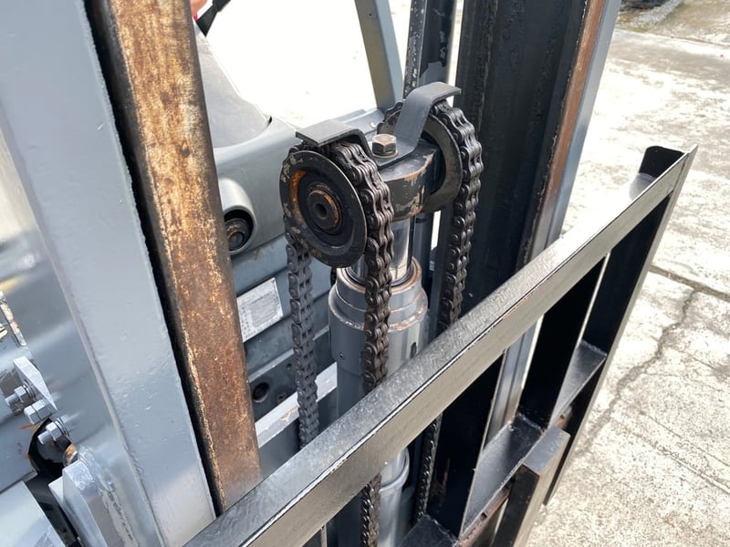 รถฟอร์คลิฟท์ TCM  FD25T3C ขนาด 2.5 ตัน ยกสูง 3 เมตร รถเก่านอกนำเข้า ติดต่อ Line jiraroj2909