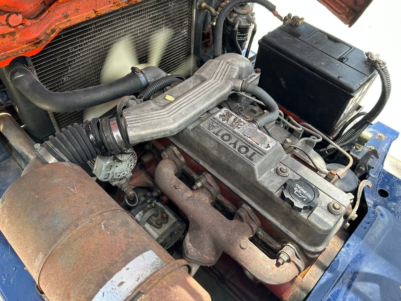 รถฟอร์คลิฟท์  TOYOTA 5FD25  ยก 2.5 ตัน ยกสูง 3เมตร รถเก่านอกนำเข้า ติดต่อ Line jiraroj2909