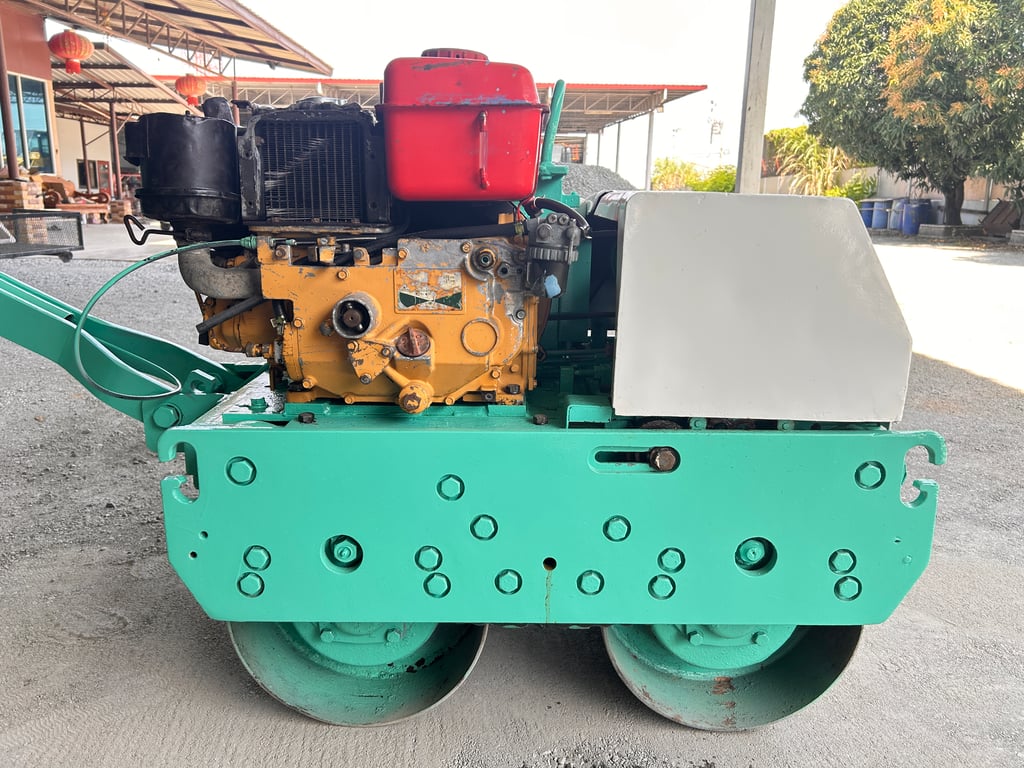 รถบดเดินตาม MIKASA  ติดต่อ Line  jiraroj2909