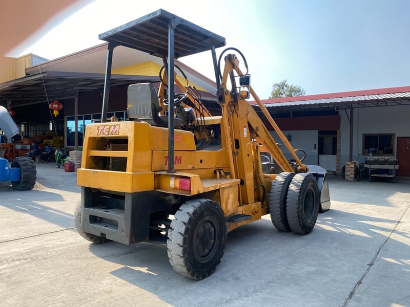 รถตักล้อยาง TCM SD25 แขนยกสูง 4.4 เมตร รถเก่านอกนำเข้า ติดต่อ Line jiraroj2909 รถตักล้อยาง TCM SD25 แขนยกสูง 4.4 เมตร รถเก่านอกนำเข้า ติดต่อ Line jiraroj2909