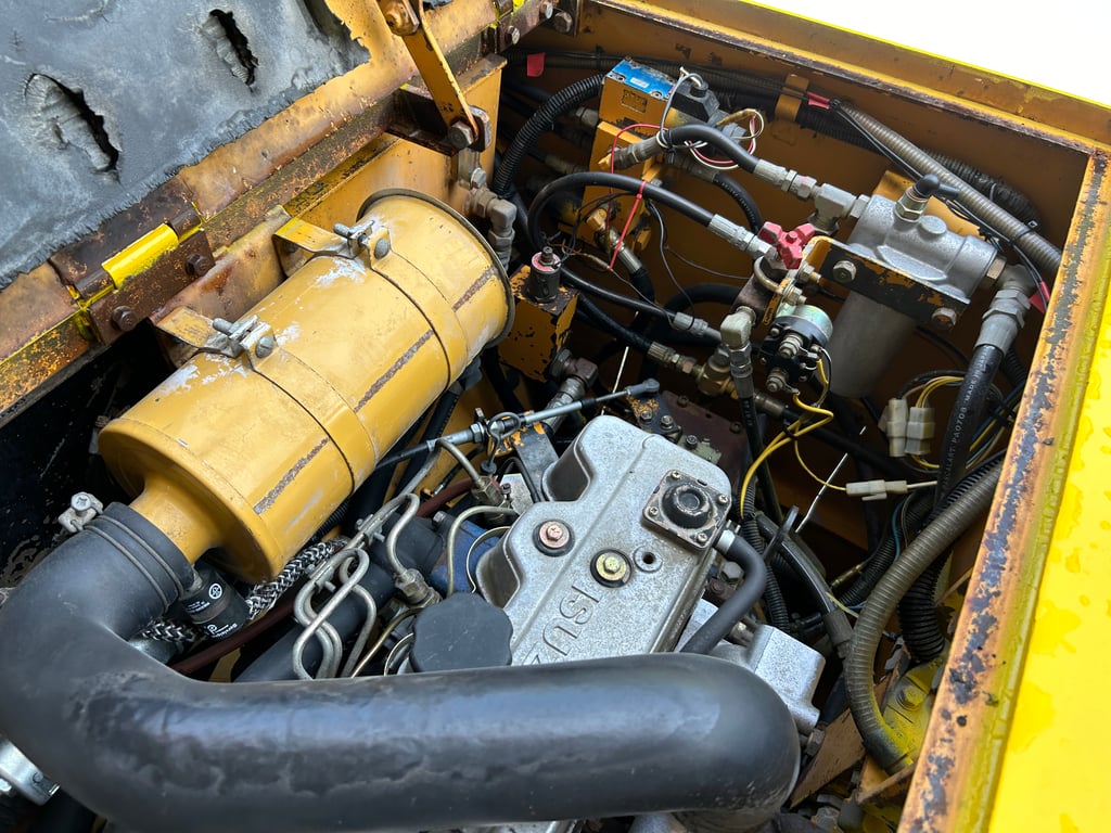 รถบด ล้อหน้าเหล็กล้อหลังยาง SAKAI TW350 ขนาด 2.5 ตัน รถเก่านอกนำเข้า ติดต่อ Line jiraroj2909 รถบด ล้อหน้าเหล็กล้อหลังยาง SAKAI TW350 ขนาด 2.5 ตัน รถเก่านอกนำเข้า ติดต่อ Line jiraroj2909