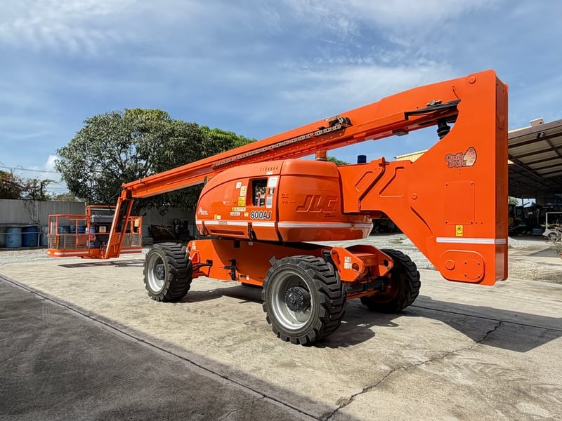 ขายรถกระเช้าบูม JLG 800AJ ความสูง 24.4 เมตร รถเก่านอก ติดต่อ Line jiraroj2909 ขายรถกระเช้าบูม JLG 800AJ ความสูง 24.4 เมตร รถเก่านอก ติดต่อ Line jiraroj2909