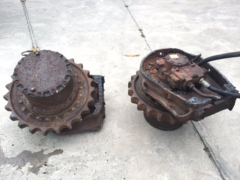 มอเตอร์ตัวเดิน KOBELCO  SK200-2 มือสองญี่ปุ่น ตัดบอดี้มา ติดต่อ Line jiraroj2909