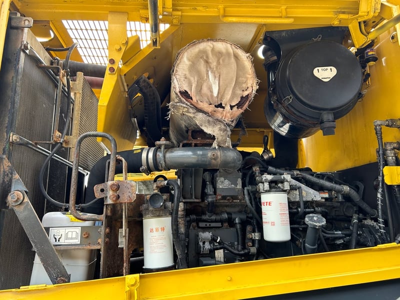 รถตักล้อยาง KOMATSU  WA380-6 บุ้งกี๋ 3.3 คิว  รถเก่านอกนำเข้า ติดต่อ Line jiraroj2909