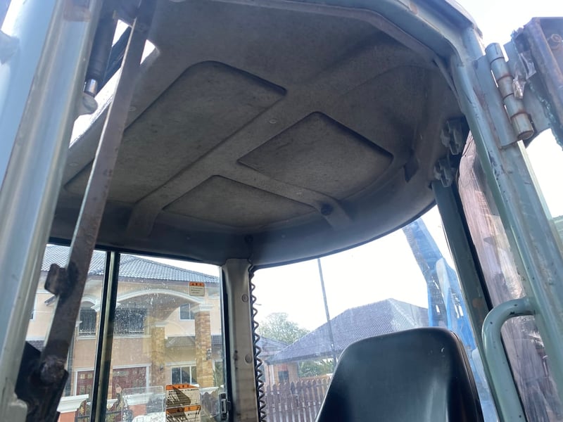 รถแบคโฮ YANMAR  VIO55-5A  ขนาด 5 ตัน  รถเก่านอกนำเข้า ติดต่อ  Line jiraroj2909