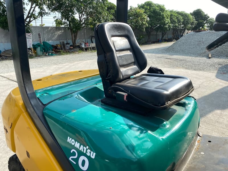 รถฟอร์คลิฟท์ KOMATSU FD20T-16 ยก 2ตัน ยกสูง 3 เมตร ติดต่อ Line jiraroj2909 รถฟอร์คลิฟท์ KOMATSU FD20T-16 ยก 2ตัน ยกสูง 3 เมตร ติดต่อ Line jiraroj2909