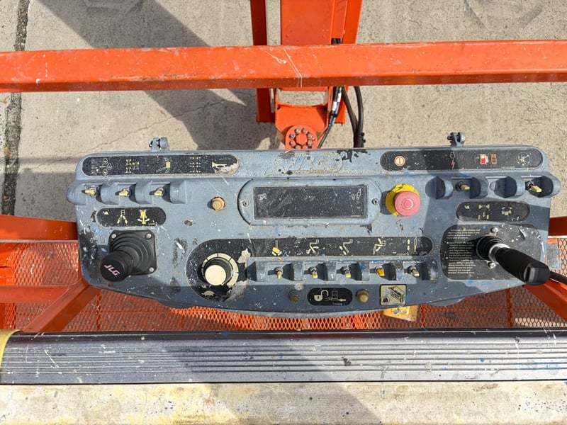 ขายรถกระเช้าบูม JLG 800AJ ความสูง 24.4 เมตร รถเก่านอก ติดต่อ Line jiraroj2909 ขายรถกระเช้าบูม JLG 800AJ ความสูง 24.4 เมตร รถเก่านอก ติดต่อ Line jiraroj2909