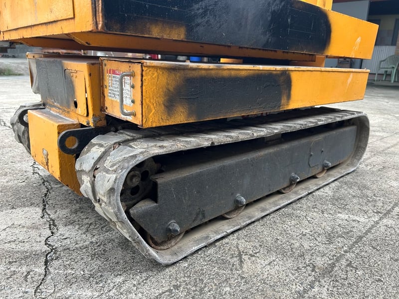 รถกระเช้าไฟฟ้าเสาเดี่ยว แทร็กยาง S-MAC ความสูง 3.8 เมตร รถเก่านอก ติดต่อ Line jiraroj2909