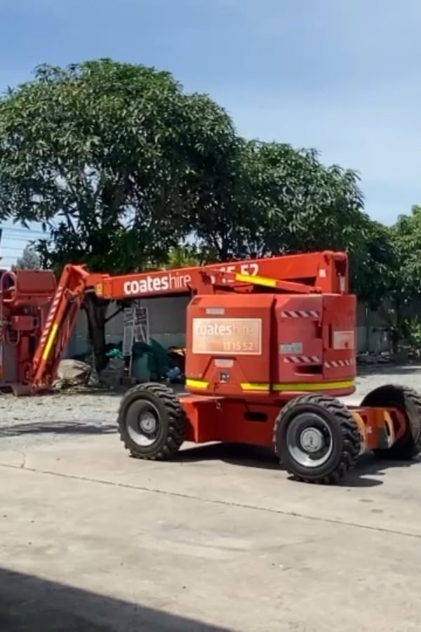 รถกระเช้า GENIE  Z34 -22 ความสูง 10.40เมตร  รถเก่านอกนำเข้า  ติดต่อ Line jiraroj2909