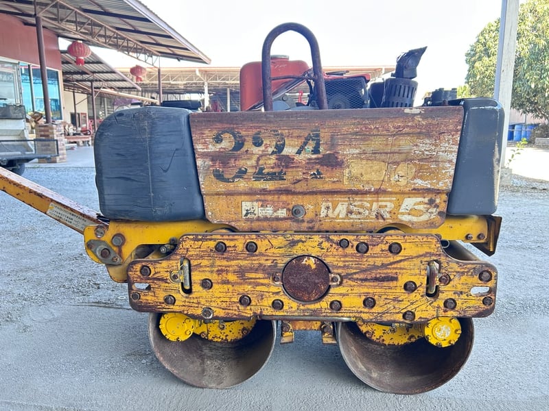 รถบดเดินตาม MEIWA MSR5KM  เก่านอกนำเข้า  ติดต่อ Line  jiraroj2909