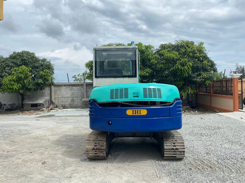 รถแบคโฮ IHI 60NS ขนาด 5 ตัน รถเก่านอก มีเอกสาร ติดต่อ line  jiraroj2909