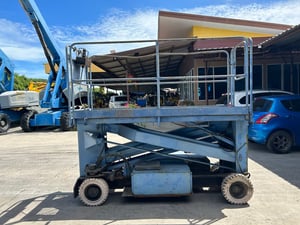 รถกระเช้ากรรไกร เสาเดี่ยวไฟฟ้า S-MAC  KKH60-2  ความสูง 5.95 เมตร  เก่านอกนำเข้า  ติดต่อ Line jiraroj2909