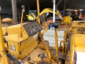 รถดันดิน รถแทรคเตอร์ MITSUBISHI BD2F  ติดต่อ  Line jiraroj2909