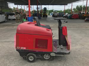 รถดูดฝุ่นแบบขับ RCM  ติดต่อ Line jiraroj2909