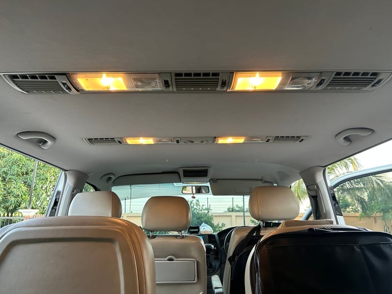 ปี 2005 รถตู้ Volkswagen Caravelle 2.5 TDi รถบ้าน เจ้าของขายเอง ปี 2005 รถตู้ Volkswagen Caravelle 2.5 TDi รถบ้าน เจ้าของขายเอง