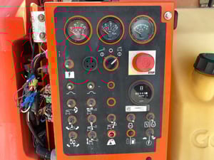 รถกระเช้า GENIE  Z34 -22 ความสูง 10.40เมตร  รถเก่านอกนำเข้า  ติดต่อ Line jiraroj2909