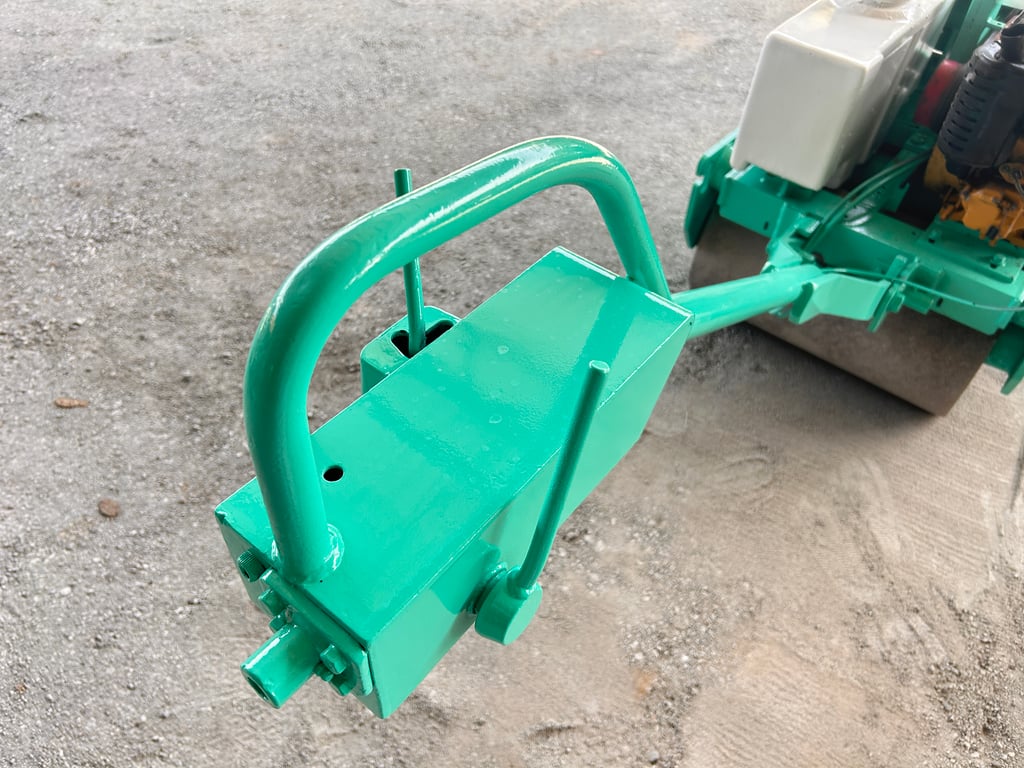 รถบดเดินตาม MIKASA  ติดต่อ Line  jiraroj2909