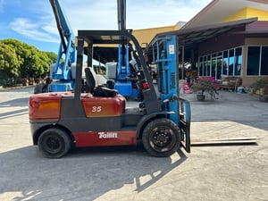 รถฟอร์คลิฟท์ TAILIFT  FD35 ยก 3.5 ตัน   เสาสูง 4เมตร งาไสลด์   ติดต่อ Line jiraroj2909