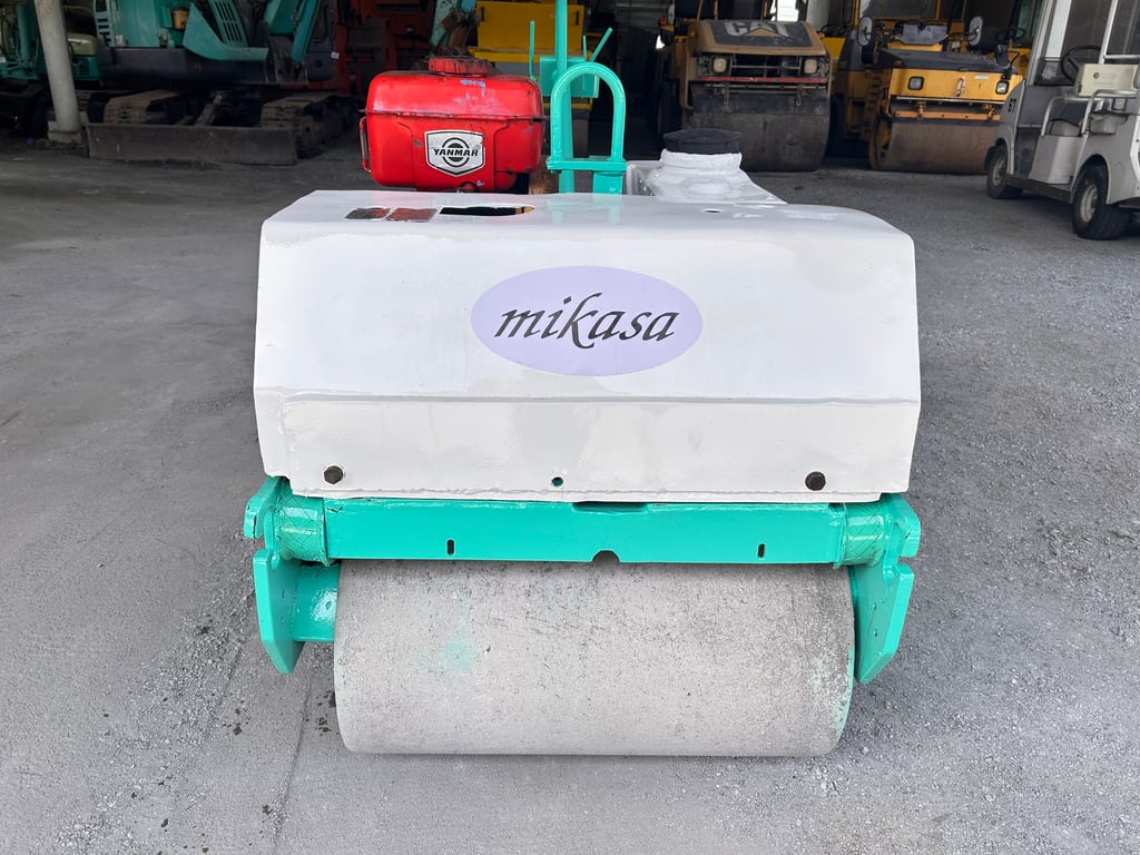 รถบดเดินตาม MIKASA  ติดต่อ Line  jiraroj2909