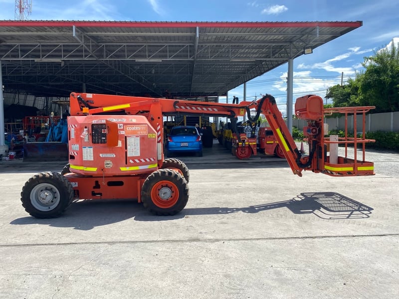 รถกระเช้า GENIE  Z34 -22 ความสูง 10.40เมตร  รถเก่านอกนำเข้า  ติดต่อ Line jiraroj2909