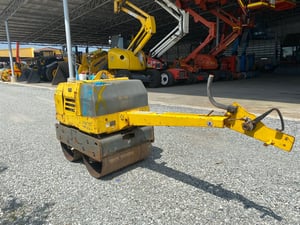 รถบดเดินตาม WACKER NEUSON RD7H-S เก่านอกนำเข้า ติดต่อ Line jiraroj2909 รถบดเดินตาม WACKER NEUSON RD7H-S เก่านอกนำเข้า ติดต่อ Line jiraroj2909