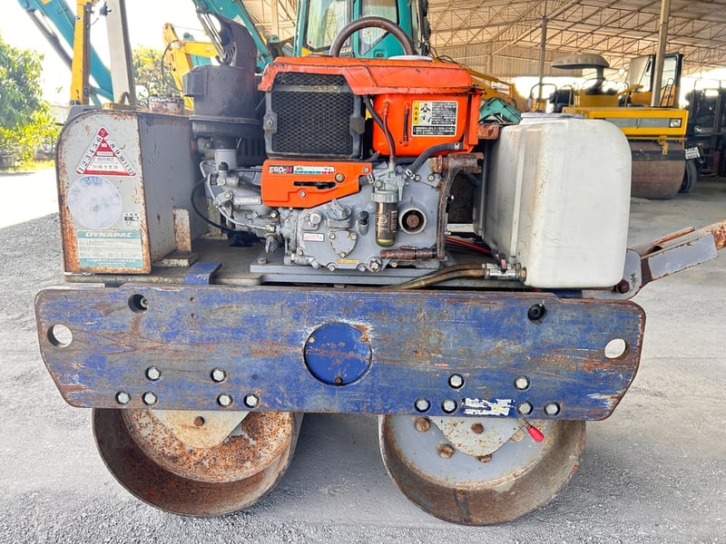 รถบดเดินตาม DYNAPAC LP650M  ติดต่อ Line  jiraroj2909