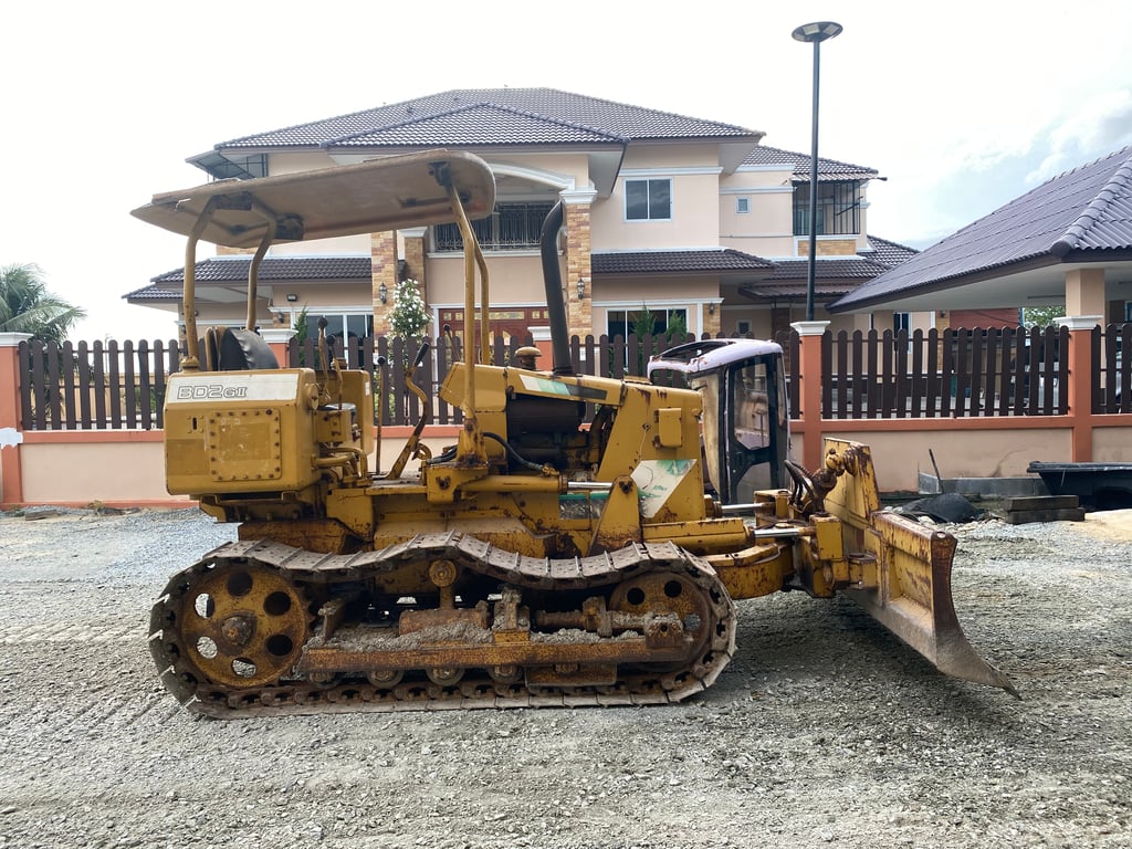 รถดันดิน รถแทรคเตอร์ MITSUBISHI BD2F ติดต่อ Line jiraroj2909 รถดันดิน รถแทรคเตอร์ MITSUBISHI BD2F ติดต่อ Line jiraroj2909