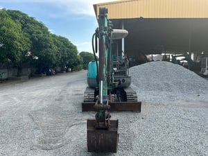 รถแบคโฮ KOBELCO SK30SR ขนาด 3 ตัน รถเก่านอกนำเข้า ติดต่อ Line: jiraroj2909