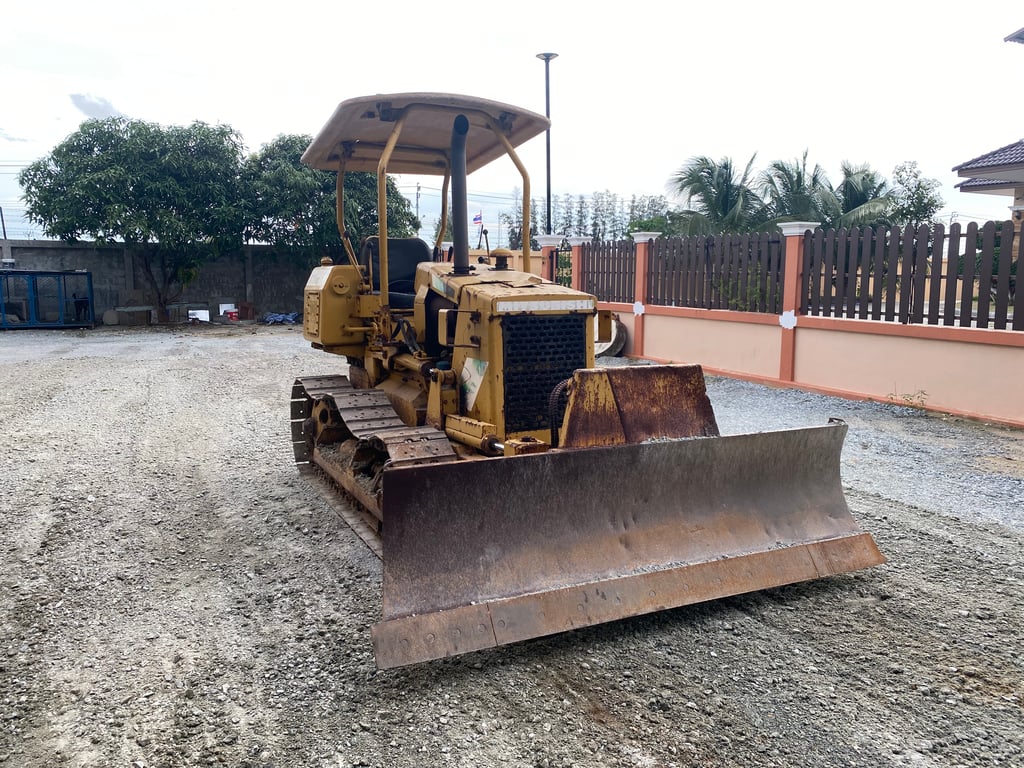 รถดันดิน รถแทรคเตอร์ MITSUBISHI BD2F ติดต่อ Line jiraroj2909 รถดันดิน รถแทรคเตอร์ MITSUBISHI BD2F ติดต่อ Line jiraroj2909