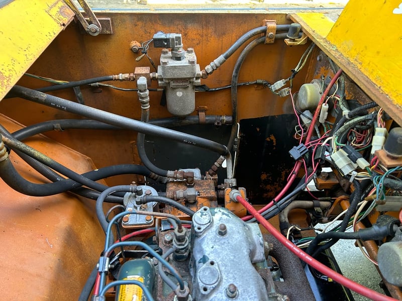 รถบดล้อหน้าเหลักล้อหลังยาง SAKAI  TG25 ขนาด 2.5 ตัน รถเก่านอกนำเข้า  ติดต่อ   Line  jiraroj2909