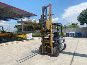 รถฟอร์คลิฟท์ KOMATSU  FD25-11 ยก 2.5 ตัน ยกสูง 4 เมตร งาหมุน    ติดต่อ Line jiraroj2909