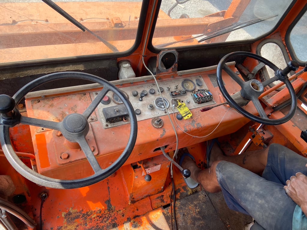 รถบดล้อเหล็ก HAMM DV6.22 ขนาด 7ตัน รถเก่านอกนำเข้า ติดต่อ Line jiraroj2909 รถบดล้อเหล็ก HAMM DV6.22 ขนาด 7ตัน รถเก่านอกนำเข้า ติดต่อ Line jiraroj2909