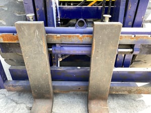 รถฟอร์คลิฟท์ KOMATSU  FD30T-12 ยก 3 ตัน เสาสูง 3 เมตร  ติดต่อ  Line  jiraroj2909