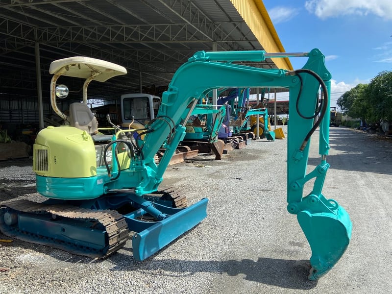 รถแบคโฮ YANMAR VIO30-1 ขนาด 3ตัน รถเก่านอก ติดต่อ Line jiraroj2909 รถแบคโฮ YANMAR VIO30-1 ขนาด 3ตัน รถเก่านอก ติดต่อ Line jiraroj2909