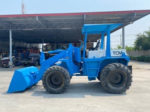 รถตักล้อยาง TCM 820 บุ้งกี๋ 0.7คิว แขนยกสูง 2.8 ม. เก่านอก ติดต่อ Line jiraroj2909 รถตักล้อยาง TCM 820 บุ้งกี๋ 0.7คิว แขนยกสูง 2.8 ม. เก่านอก ติดต่อ Line jiraroj2909