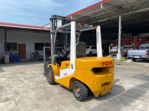 รถฟอร์คลิฟท์ TCM  FD30T6  ยก 3 ตัน   ยกสูง 3.5เมตร รถเก่านอกนำเข้า ติดต่อ Line jiraroj2909