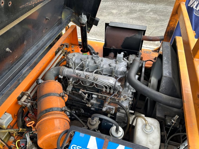 รถตักล้อยาง TOYOTA SDT8 บุ้งกี๋ 0.4 คิว  รถเก่านอกนำเข้า ติดต่อ Line jiraroj2909