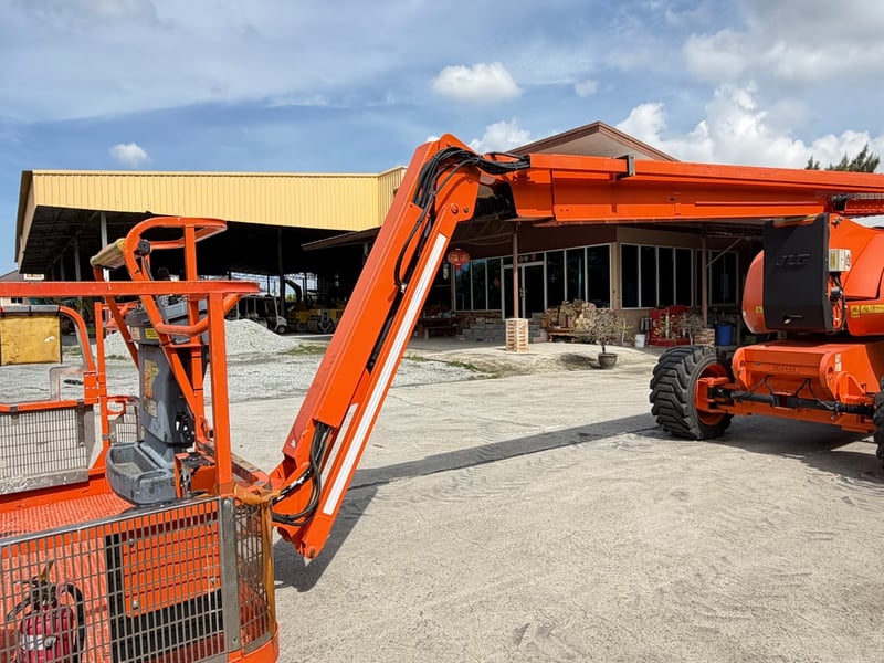 ขายรถกระเช้าบูม JLG 800AJ ความสูง 24.4 เมตร รถเก่านอก ติดต่อ Line jiraroj2909 ขายรถกระเช้าบูม JLG 800AJ ความสูง 24.4 เมตร รถเก่านอก ติดต่อ Line jiraroj2909
