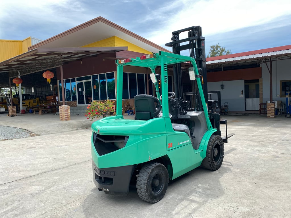 รถฟอร์คลิฟท์ MITSUBISHI FD30NT ยก 3ตัน งากระดก รถนอกนำเข้า ติดต่อ Line jiraroj2909 รถฟอร์คลิฟท์ MITSUBISHI FD30NT ยก 3ตัน งากระดก รถนอกนำเข้า ติดต่อ Line jiraroj2909