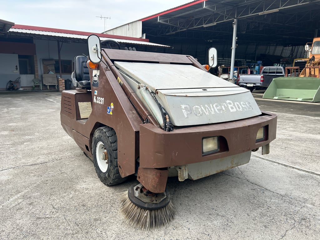 รถกวาดถนนดูดฝุ่น ZAOH AM-9D รถเก่านอกนำเข้า ติดต่อ Line jiraroj2909 รถกวาดถนนดูดฝุ่น ZAOH AM-9D รถเก่านอกนำเข้า ติดต่อ Line jiraroj2909