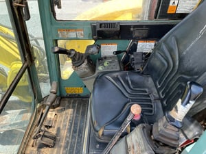 รถแบคโฮ YANMAR  VIO80B ขนาด 8 ตัน รถเก่านอก ติดต่อ Line jiraroj2909