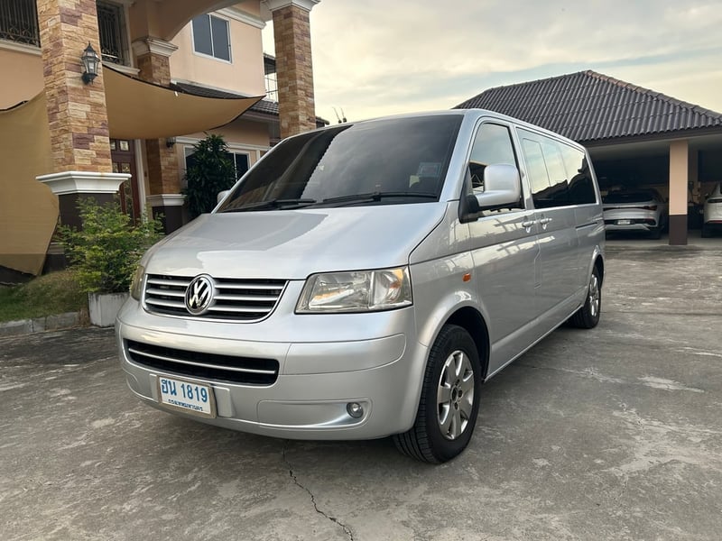 ปี 2005 รถตู้ Volkswagen Caravelle 2.5 TDi รถบ้าน เจ้าของขายเอง