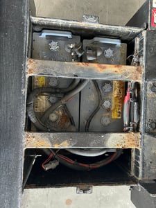 รถกระเช้าไฟฟ้าเสาเดี่ยว 4ล้อ AICHI  SV04B  ความสูง 3.8 เมตร รถเก่านอก ติดต่อ Line jiraroj2909