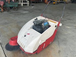 รถดูดฝุ่นแบบเดินตาม เครื่องยนต์เบนซิน ติดต่อ Line jiraroj2909