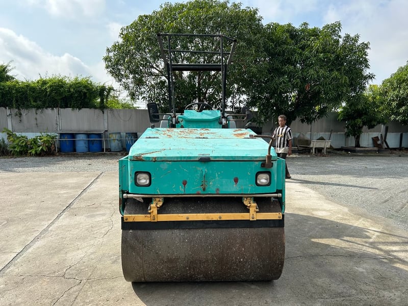 รถบด SAKAI  TW500W-1 รถเก่านอก พร้อมใช้งาน ติดต่อ Line jiraroj2909