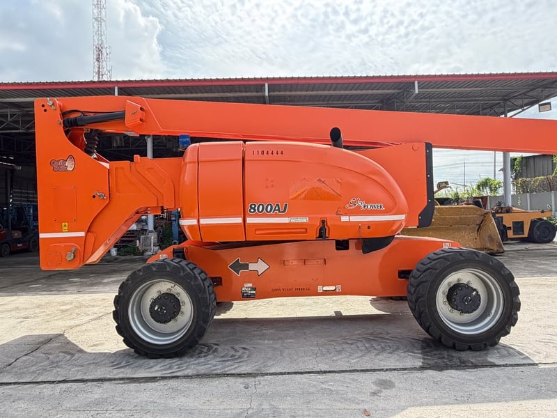 ขายรถกระเช้าบูม JLG 800AJ ความสูง 24.4 เมตร รถเก่านอก ติดต่อ Line jiraroj2909 ขายรถกระเช้าบูม JLG 800AJ ความสูง 24.4 เมตร รถเก่านอก ติดต่อ Line jiraroj2909