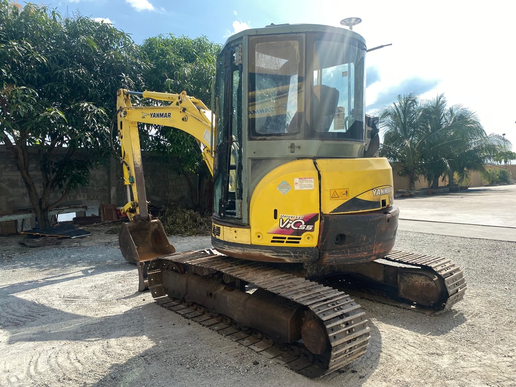 รถแบคโฮ YANMAR  VIO55-5A  ขนาด 5ตัน  รถเก่านอกนำเข้า ติดต่อ  Line jiraroj2909