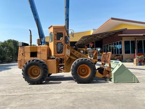 รถตักล้อยาง KOMATSU 510 กรองคู่ บุ้งกี๋ 1คิว รถเก่านอกนำเข้า ติดต่อ Line jiraroj2909 รถตักล้อยาง KOMATSU 510 กรองคู่ บุ้งกี๋ 1คิว รถเก่านอกนำเข้า ติดต่อ Line jiraroj2909